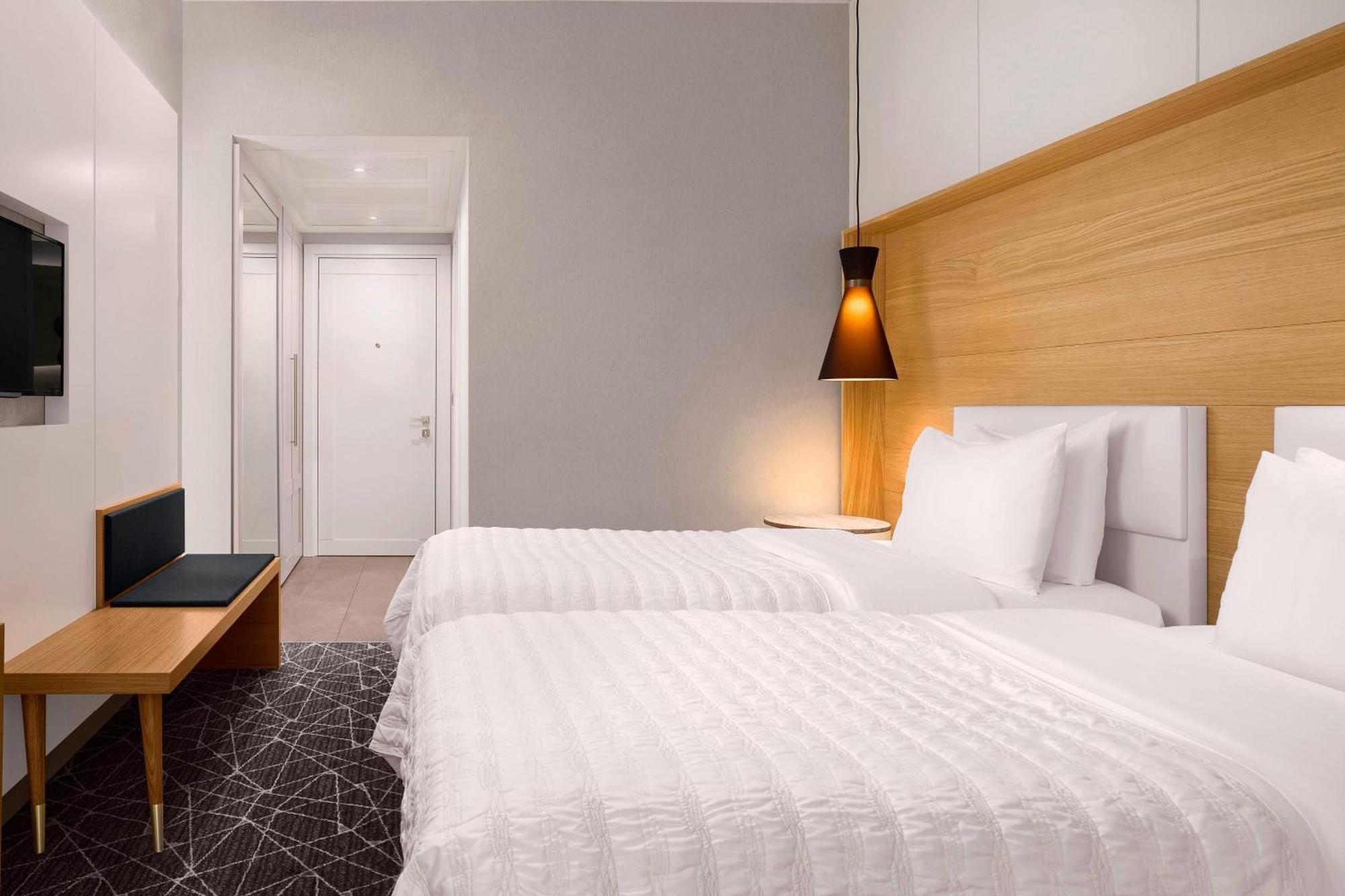 Le Meridien Visconti Rome Bagian luar foto