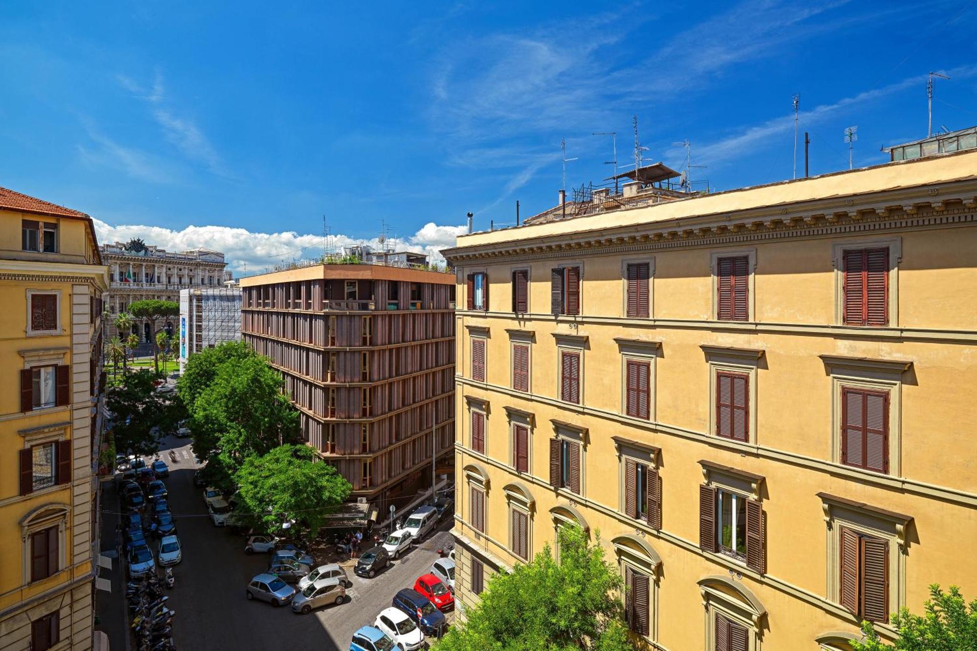 Le Meridien Visconti Rome Bagian luar foto