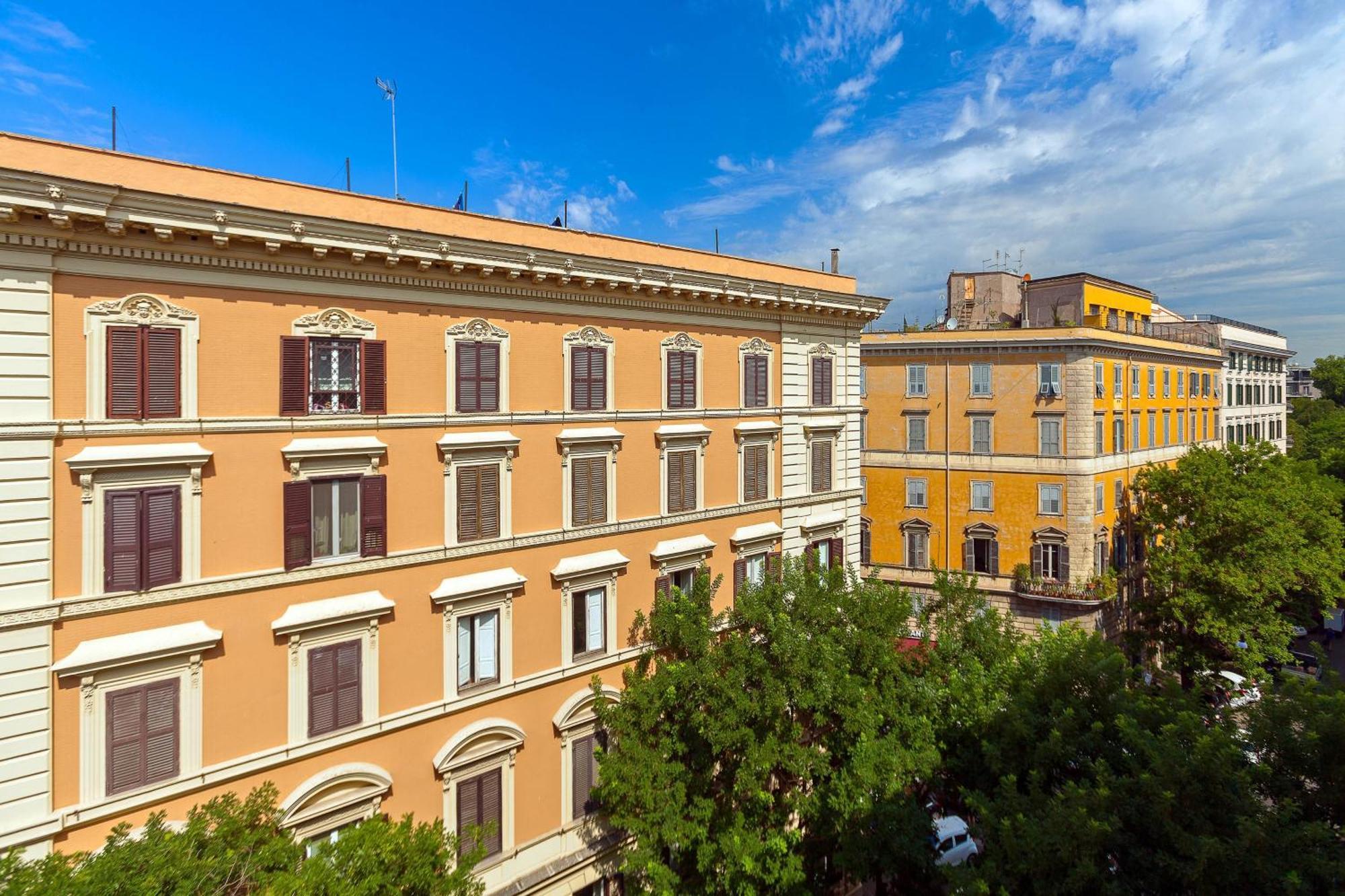 Le Meridien Visconti Rome Bagian luar foto